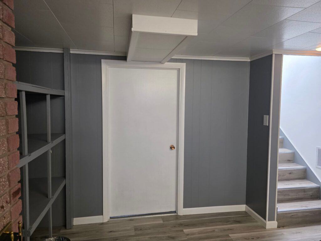 Modern interior door in a residential space Interior door with white finish in a home setting.